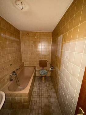 Bad - 5 Zimmer Doppelhaushälfte zum Kaufen in Töging