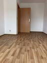 Wohnzimmer - Etagenwohnung mit 49,80 m&sup2; in Halle zur Miete