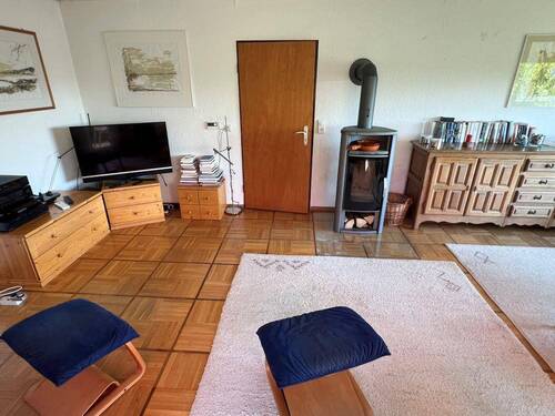 Wohnzimmer mit Schwedenofen - 