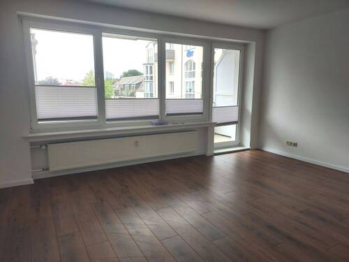 20220701_132537.jpg - 4 Zimmer Etagenwohnung zur Miete in Bremerhaven