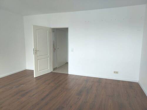 20220701_132547.jpg - 4 Zimmer Etagenwohnung in Bremerhaven