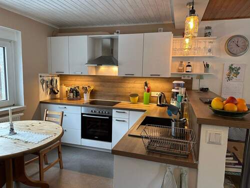 Küche mit Einbauküche EG - 