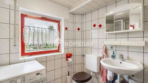 KG Badezimmer 1 - 