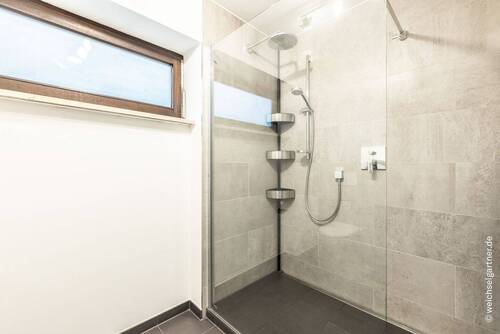 Teilansicht Duschbad - 