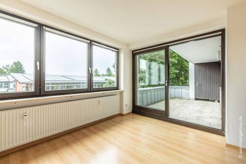 Mit Zugang auf die Loggia - 