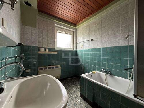 Badezimmer 1. Obergeschoss - 