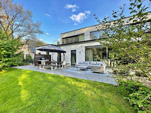 Hausansicht hinten - 6 Zimmer Einfamilienhaus in Wildeshausen