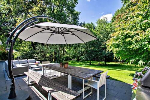 Garten - Einfamilienhaus mit 384,00 m² in Wildeshausen zum Kaufen