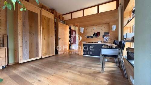 Flexibler Büro-/Showroom-Bereich mit Außenzugang - 