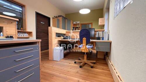 Arbeitsplatz im Gemeinschaftsbüro - 