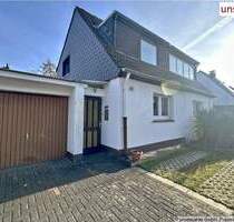 DHH mit Anbaupotenzial und neuer Wärmepumpe - Duisburg Buchholz