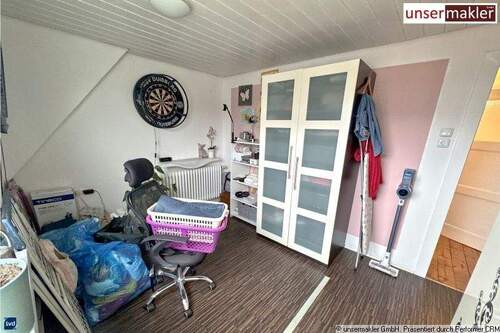 OG Kleiderzimmer Sicht 2 - 