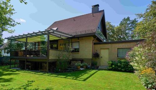 Hausansicht 1 - Einfamilienhaus in Bestlage mit unverbaubarem Blick ins Naturschutzgebiet