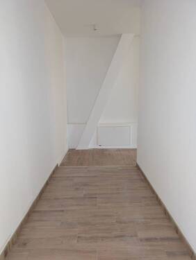 EingangFlur.jpg - 4 Zimmer Etagenwohnung in Leipzig