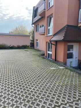 WhatsApp Image 2022-04-28 at 08.07.18 (1).jpeg - 2-Zimmer-Wohnung in zentraler Lage