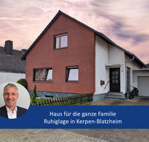 Einfamilienhaus für die ganze Familie - massiv, solide, großer Garten, Vollkeller, Garage - Kerpen Blatzheim