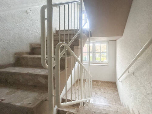 Treppenhaus - Etagenwohnung mit 74,00 m&sup2; in Herzogenrath zum Kaufen