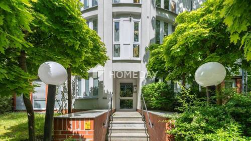 Außenansicht 3 - 2 Zimmer Etagenwohnung zum Kaufen in Berlin