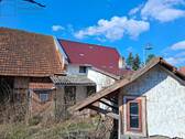 Haus, Scheune und Nebengelass - 