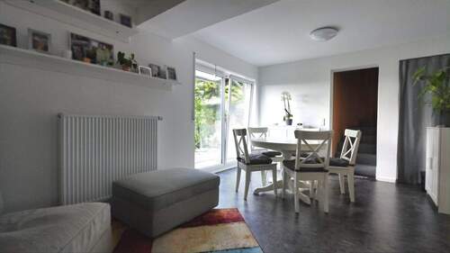 Anderer Blick auf Wohn-Essbereich der 2 ten Wohnung - 