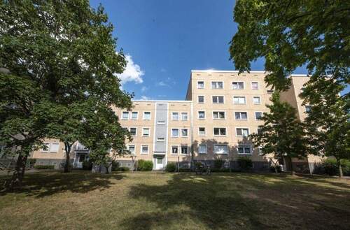 Titelbild - 1-RWE im Zentrum - 270,00&nbsp;EUR Kaltmiete, ca.&nbsp; 32,60&nbsp;m&sup2;&nbsp;Wohnfl&auml;che