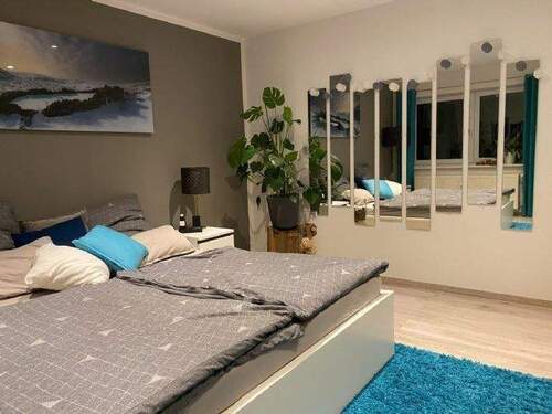 Schlafzimmer - 5 Zimmer Etagenwohnung zur Miete in Nordheim a.Main