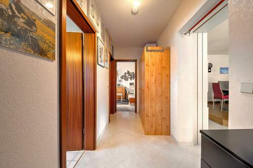 Diele - Etagenwohnung mit 89,00 m&sup2; in Böblingen zum Kaufen