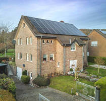 Freistehendes, umfassend modernisiertes Einfamilienhaus mit traumhaftem Garten in Gemmenich - Aachen