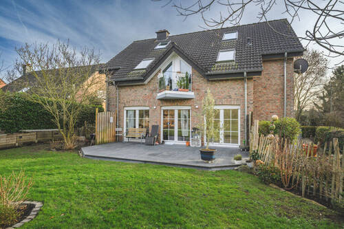 Gartenansicht - 8 Zimmer Einfamilienhaus in Aachen