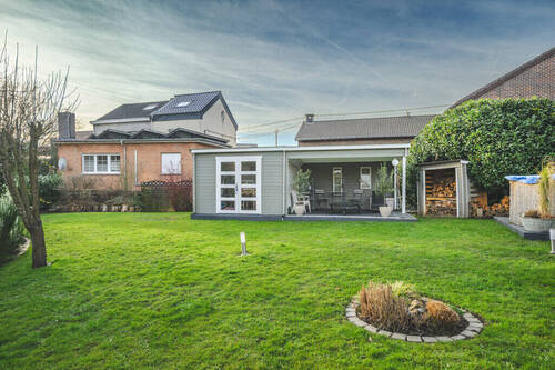 überdachter Freisitz - 