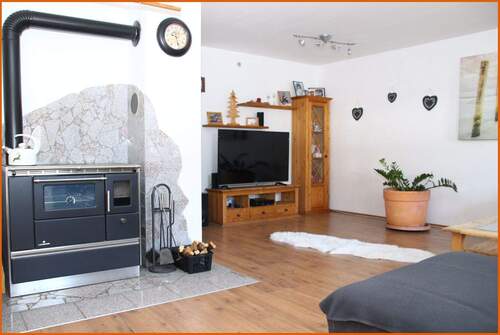 gemütliches Wohnen - 8 Zimmer Mehrfamilienhaus, Wohnhaus in Sankt Englmar