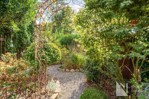Liebevoll angelegter Garten - 