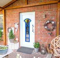 Charmante Doppelhaushälfte mit modernem Flair und grünem Gartenparadies - Brietlingen