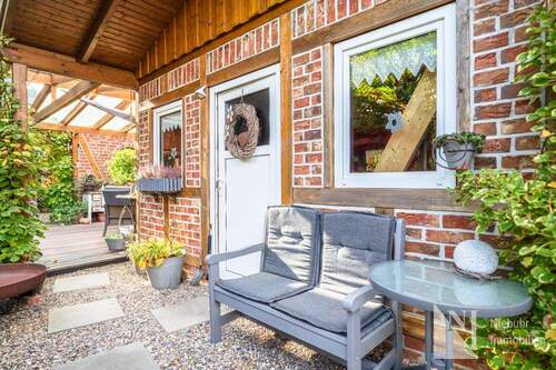 Massives Gartenhaus - 