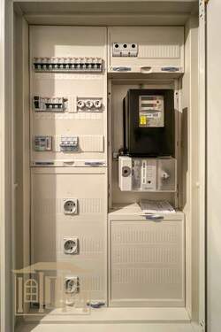 Zählerschrank mit Unterverteilung - 