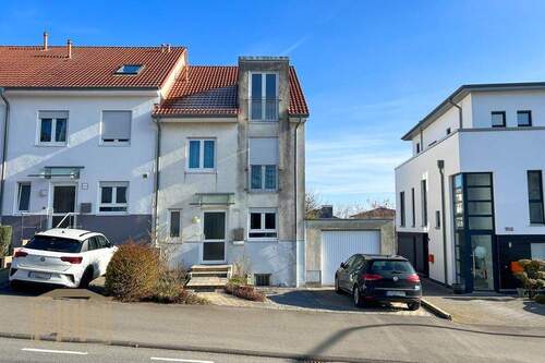 Straßenseite - 5 Zimmer Reihenendhaus zum Kaufen in Wuppertal