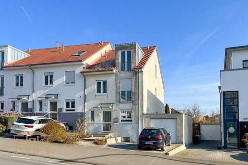 Straßenseite - 5 Zimmer Reihenendhaus in Wuppertal