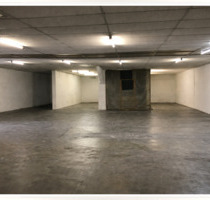 Lager Produktionsfläche an stark frequentierten Straße - Roth