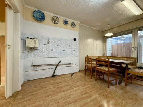 Erdgeschoss: Große Wohnküche - 