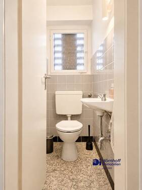 WC - 