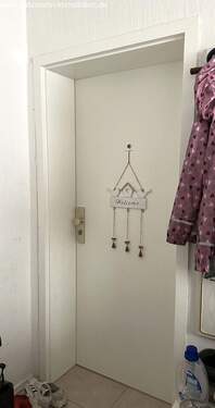 OG/WuG - Eingang Wohnung 1 - 