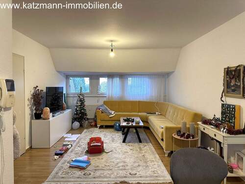 OG/WuG - Wohnung 1 / Wohnen-Essen - 