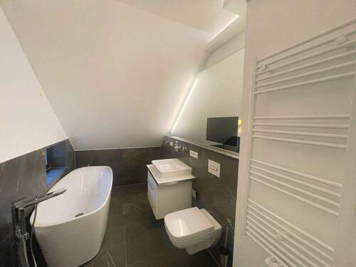 Bad - 3 Zimmer Etagenwohnung in Leipzig