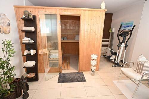 Sauna UG - 
