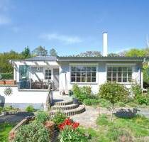 Ferienhaus - 350m zum Strand - 395.000,00&nbsp;EUR Kaufpreis, ca.&nbsp; 70,00&nbsp;m&sup2;&nbsp;Wohnfl&auml;che in Ahrenshoop (PLZ: 18347) Niehagen