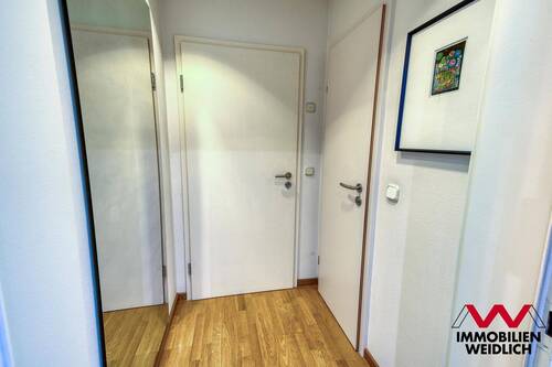 Vorraum und 2. Eingang - 