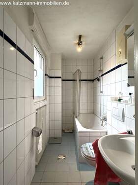 EG/MFH - Bad (im Anbau) - 