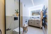 Badezimmer - 4 Zimmer Etagenwohnung zum Kaufen in Nürnberg