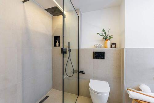 Dusche - 4 Zimmer Etagenwohnung in Nürnberg