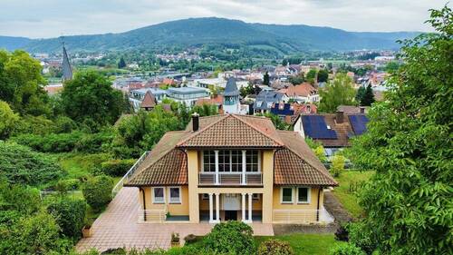 Frontalansicht - Mediterranes Wohngefühl - charmantes Einfamilienhaus in Traumlage